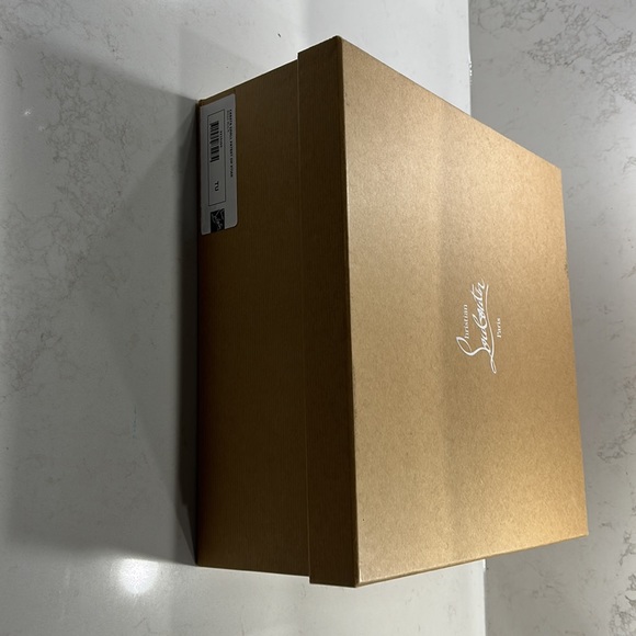 Christian Louboutin box - Picture 2 of 4